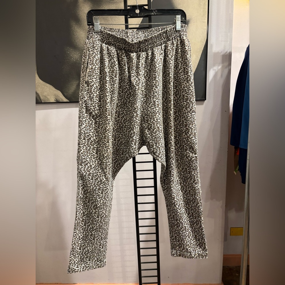 Men's Gray Leopard Print Joggers Sweatpants